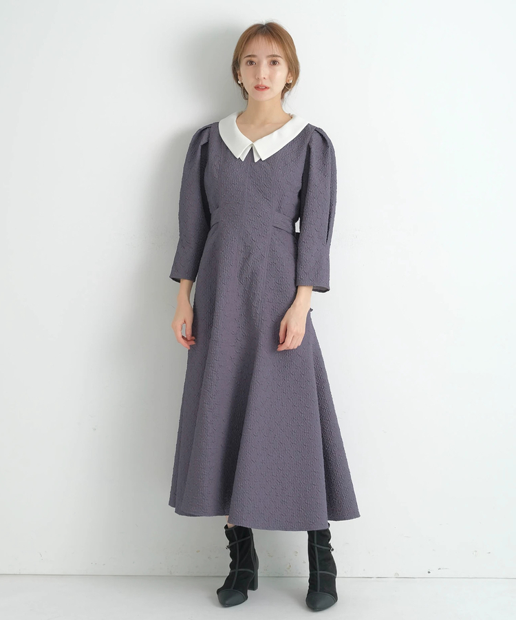 衿付きふくれジャガードワンピース 衿付きふくれジャガードワンピース