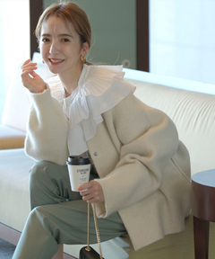 プリーツカラーフリルブラウス プリーツカラーフリルブラウス