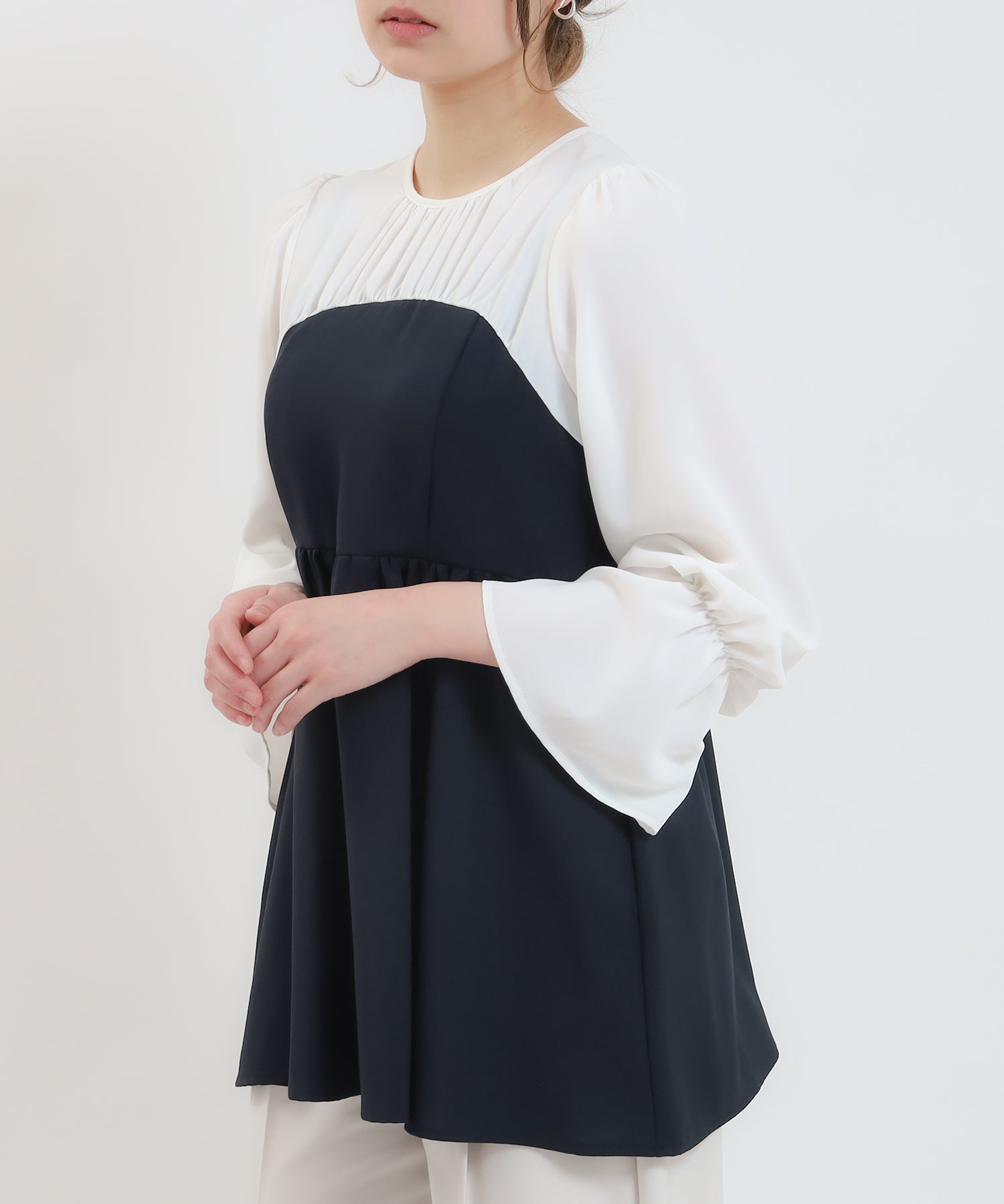 ぺプラムドッキングブラウス ぺプラムドッキングブラウス