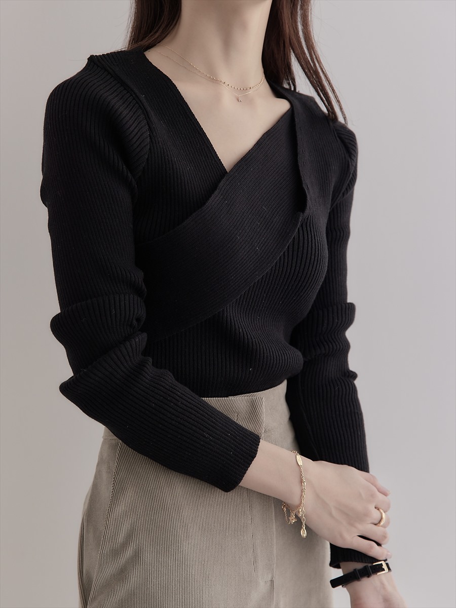 【RE ARRIVAL】 front cross design knit / black 【RE ARRIVAL】 front cross design knit / black