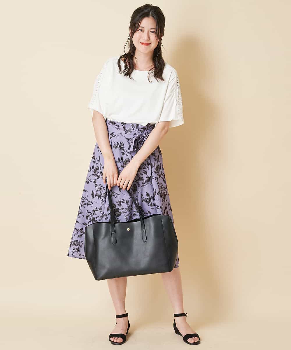 【洗濯機で洗える】フラワープリントタックフレアスカート