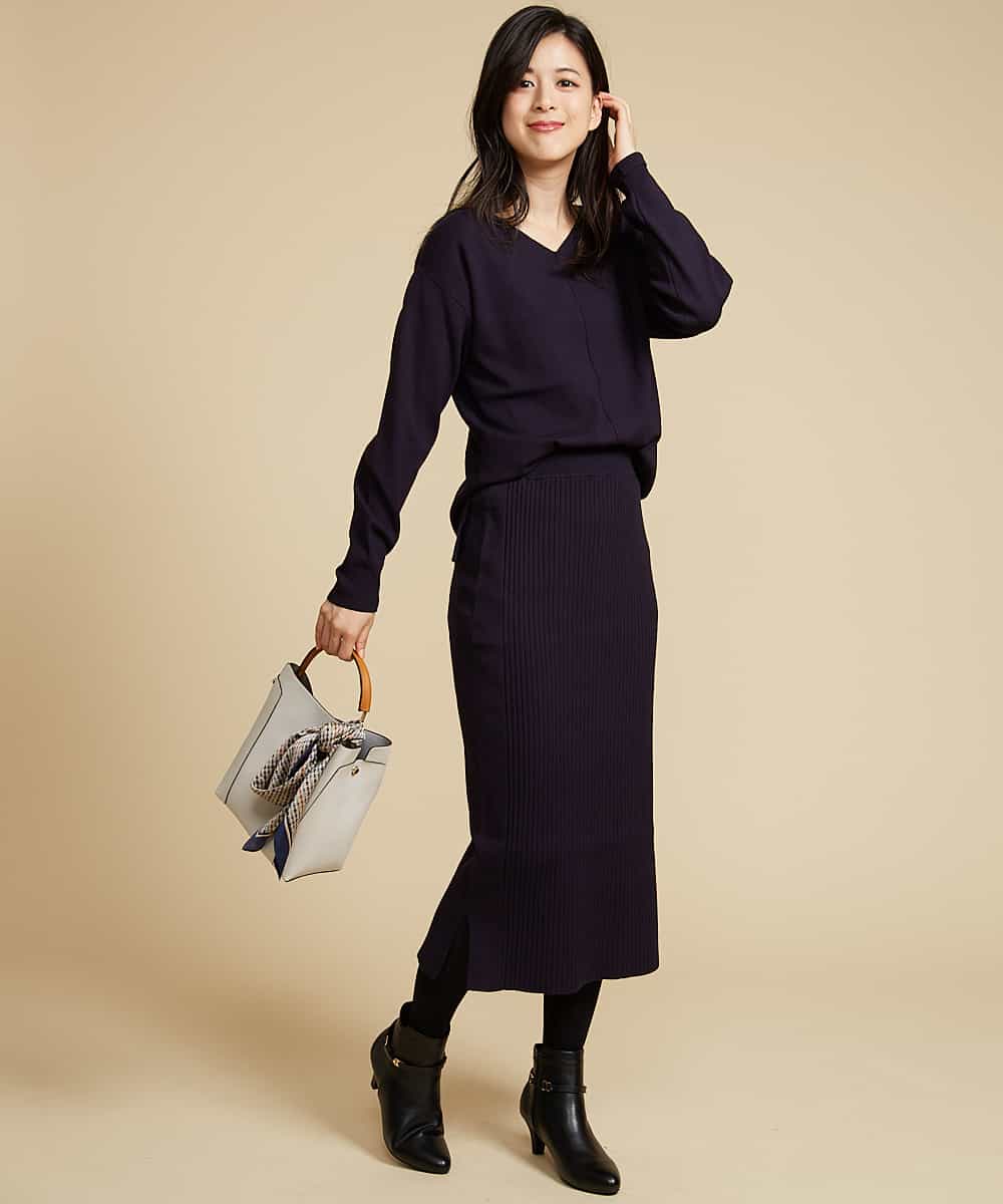 【2点セット】Vネックニット×ナロータイトスカート 【2点セット】Vネックニット×ナロータイトスカート