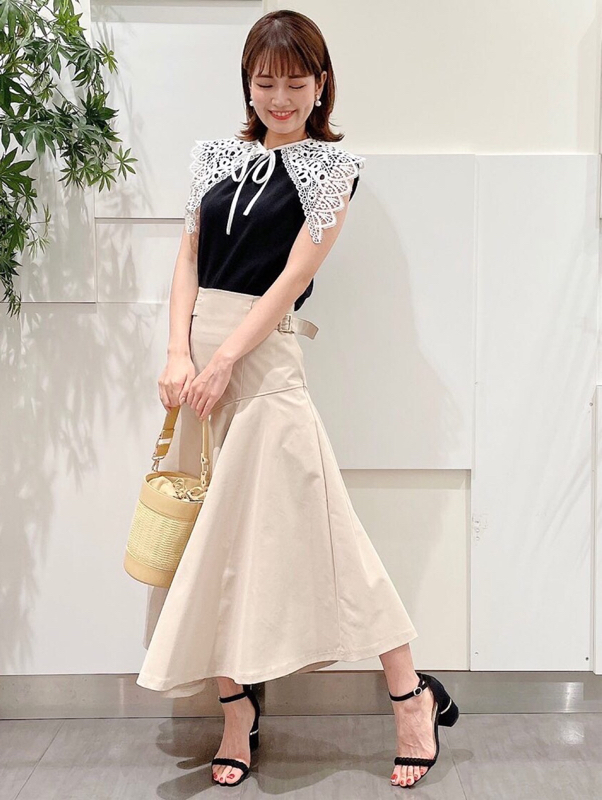 アシメフレアハイウエストスカート