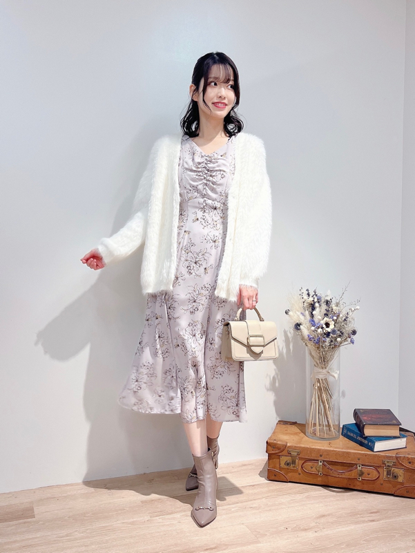 フェザーニットカーデ