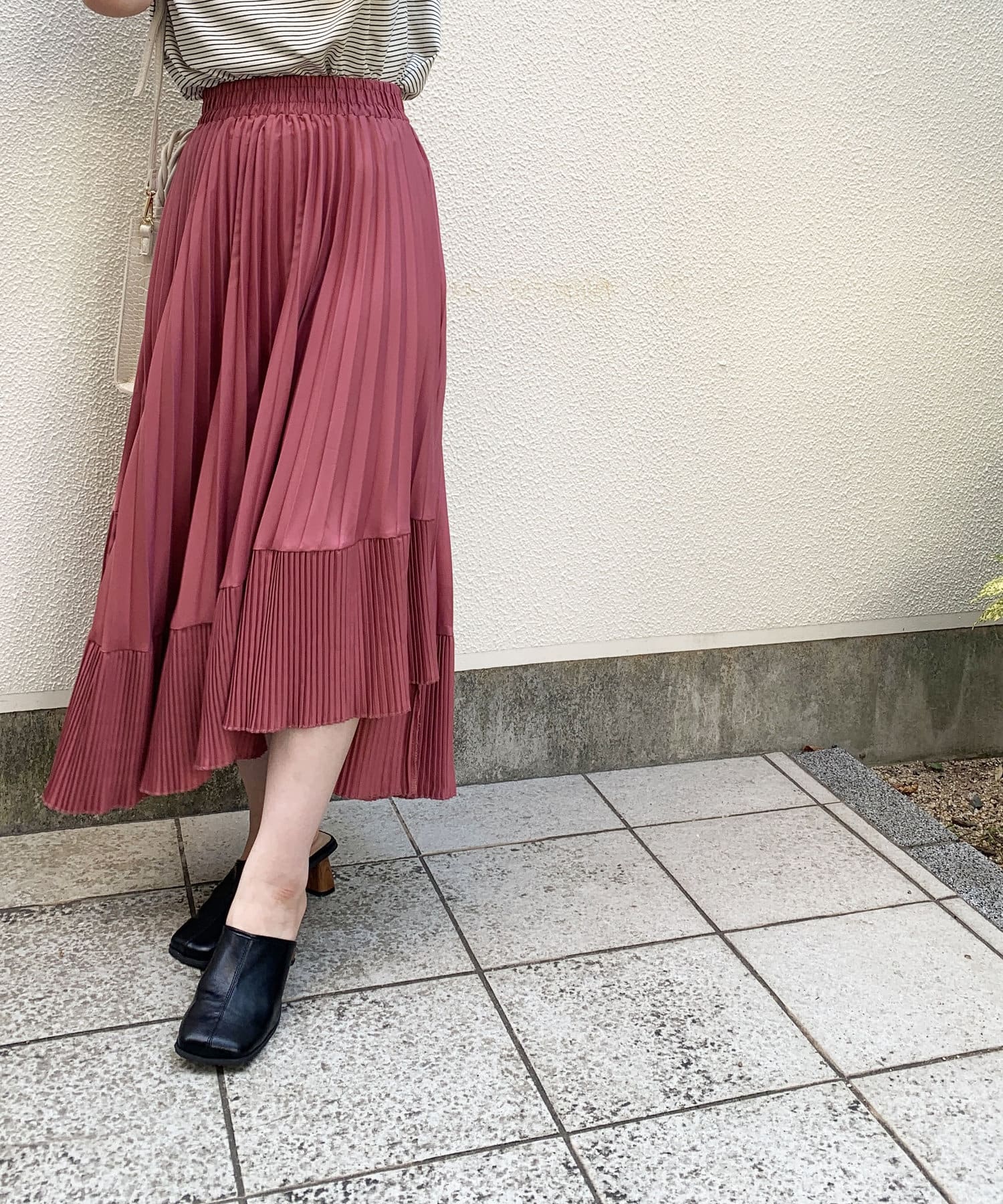 アシメ切替プリーツスカート