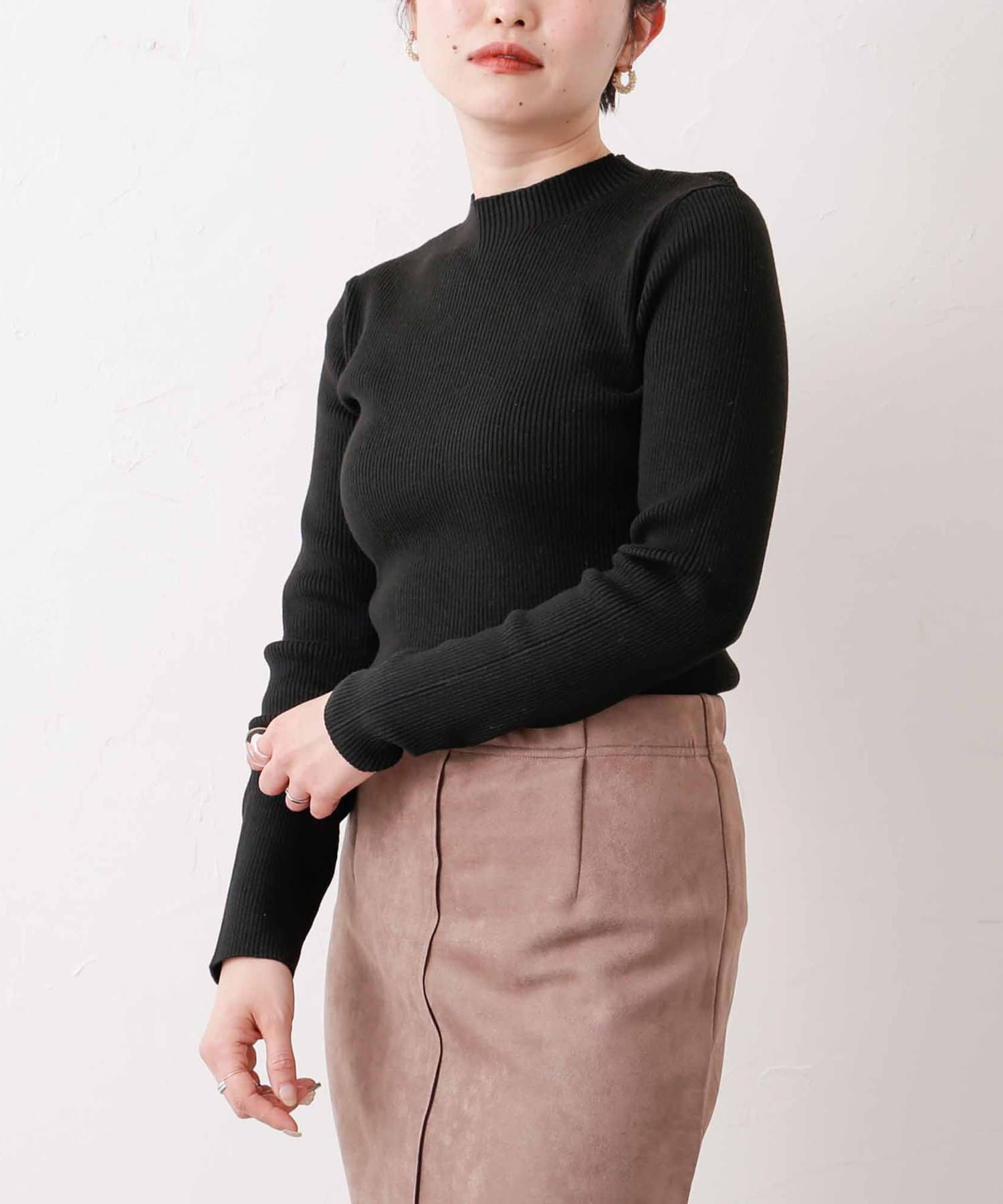 ハイネックリブインナーニット
