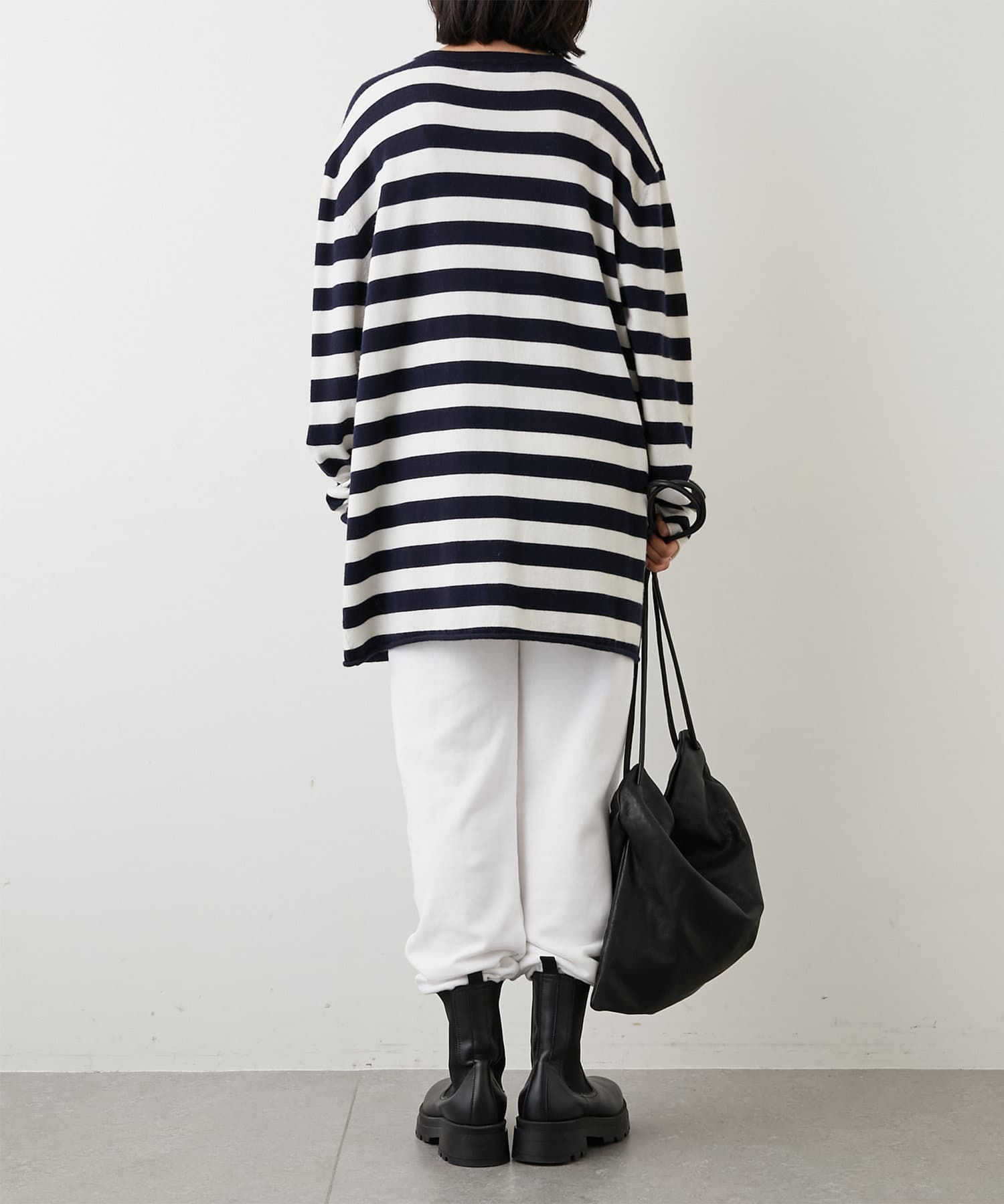 【extreme cashmere】ボーダークルーネックプルオーバー