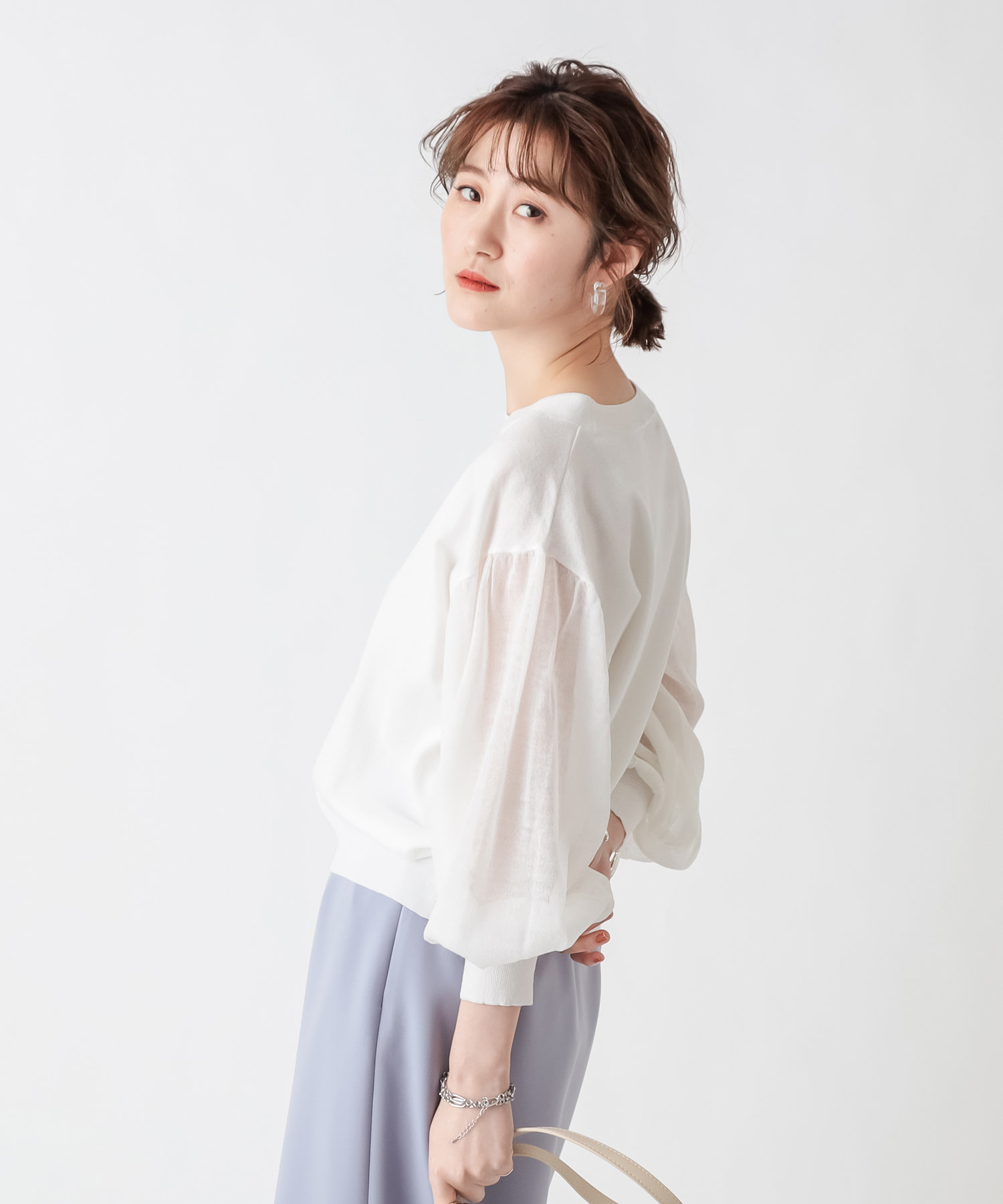 ここでしか手に入らない!【WEB限定・手洗い可】シアーパフスリーブニット ここでしか手に入らない!【WEB限定・手洗い可】シアーパフスリーブニット