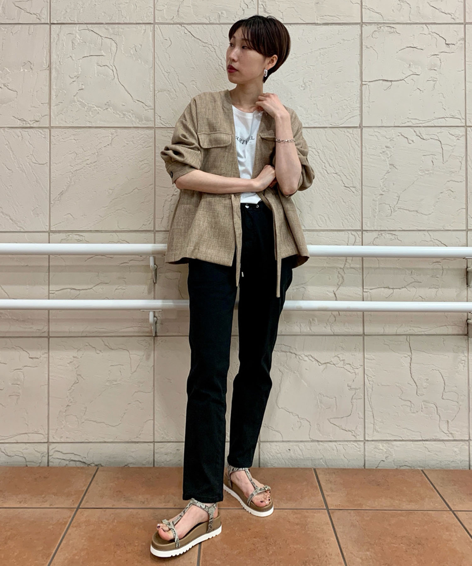 動画付き【Moname(モナーム)・洗える】イージースリムデニム 動画付き【Moname(モナーム)・洗える】イージースリムデニム