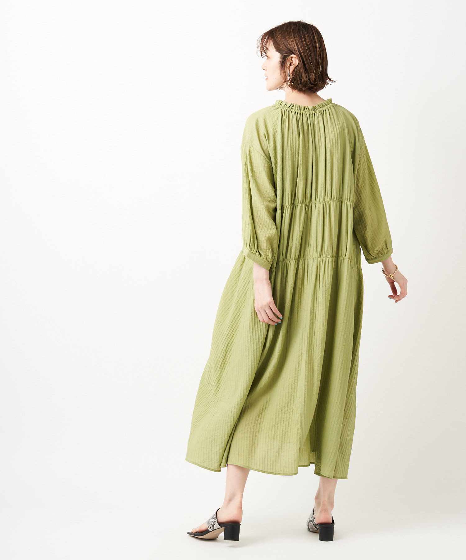 【心地よい気分でリラックス】ティアードワンピース