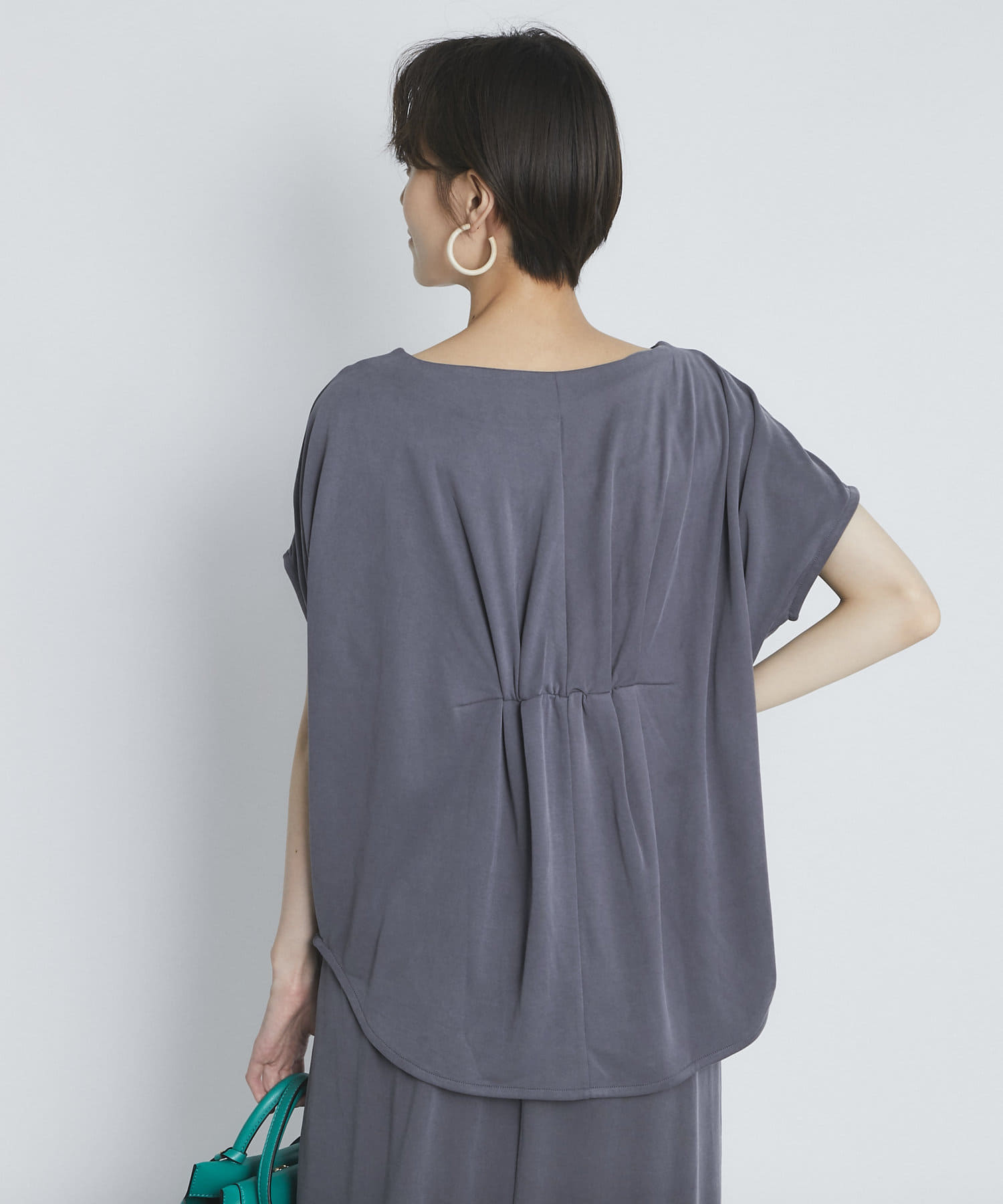 【リラクシーな着心地】フィブリルチュニックカットソー 【リラクシーな着心地】フィブリルチュニックカットソー