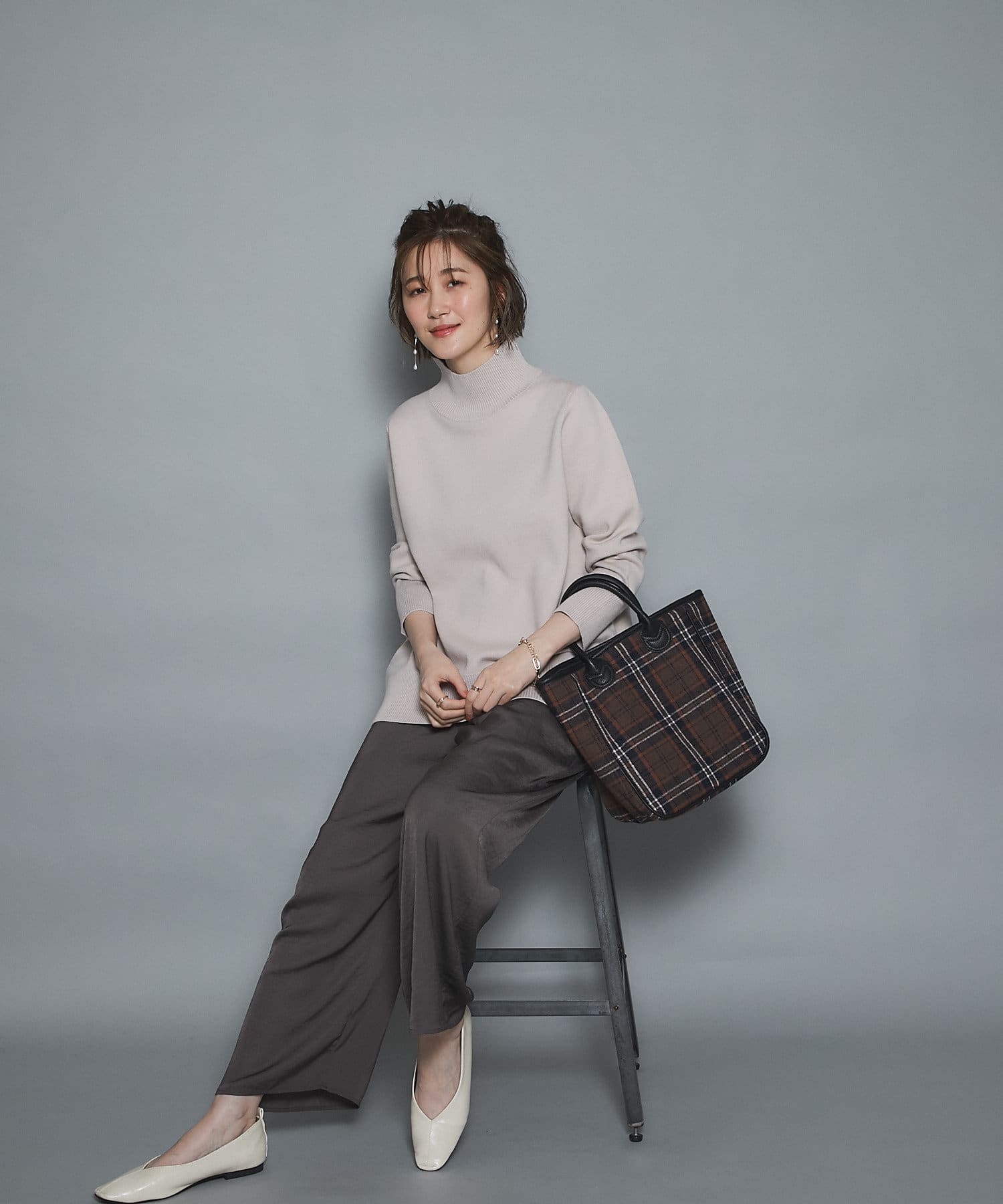 【優しい肌触りで快適な着心地】ダブルジャガードハイネックニット 【優しい肌触りで快適な着心地】ダブルジャガードハイネックニット