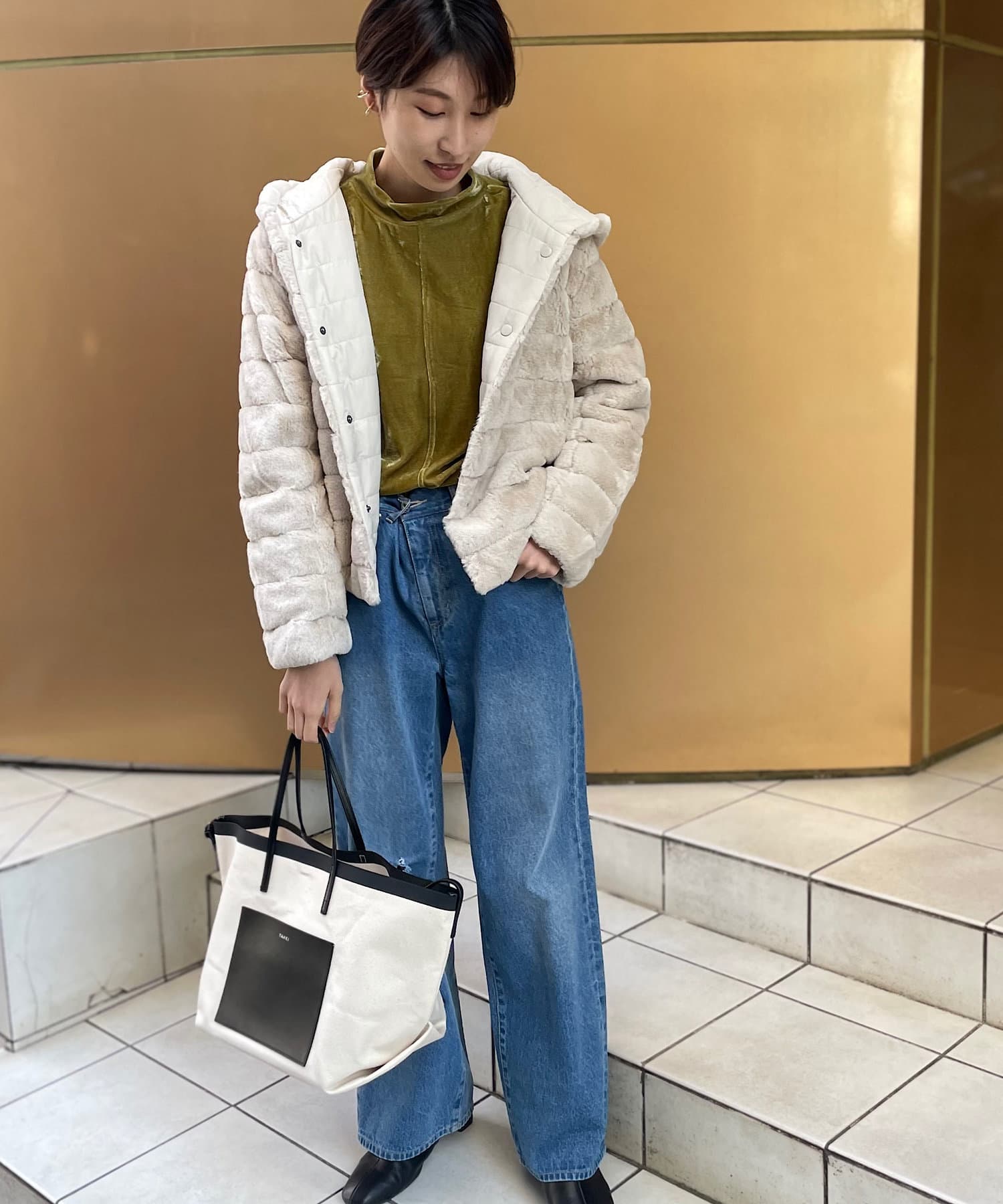 ここでしか手に入らない！【WEB限定】ベロアハイネックプルオーバー