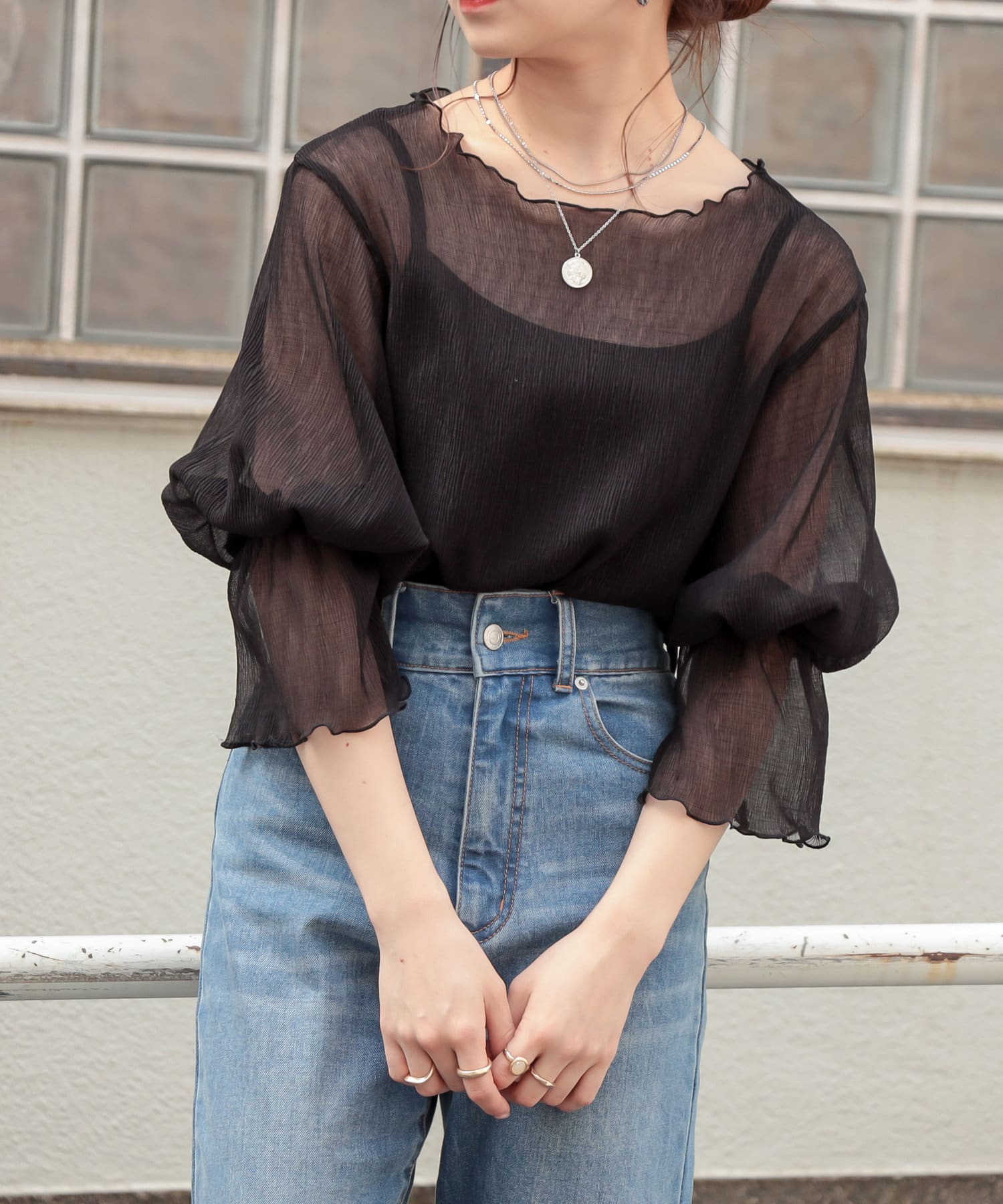 【Web限定】5分袖キャミ付きシアーメロウトップス