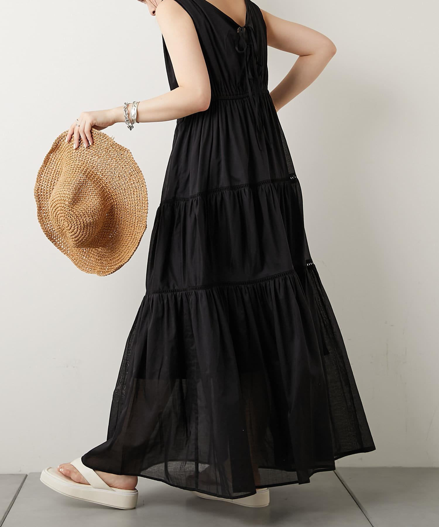 バックリボン梯子ティアードノースリワンピース