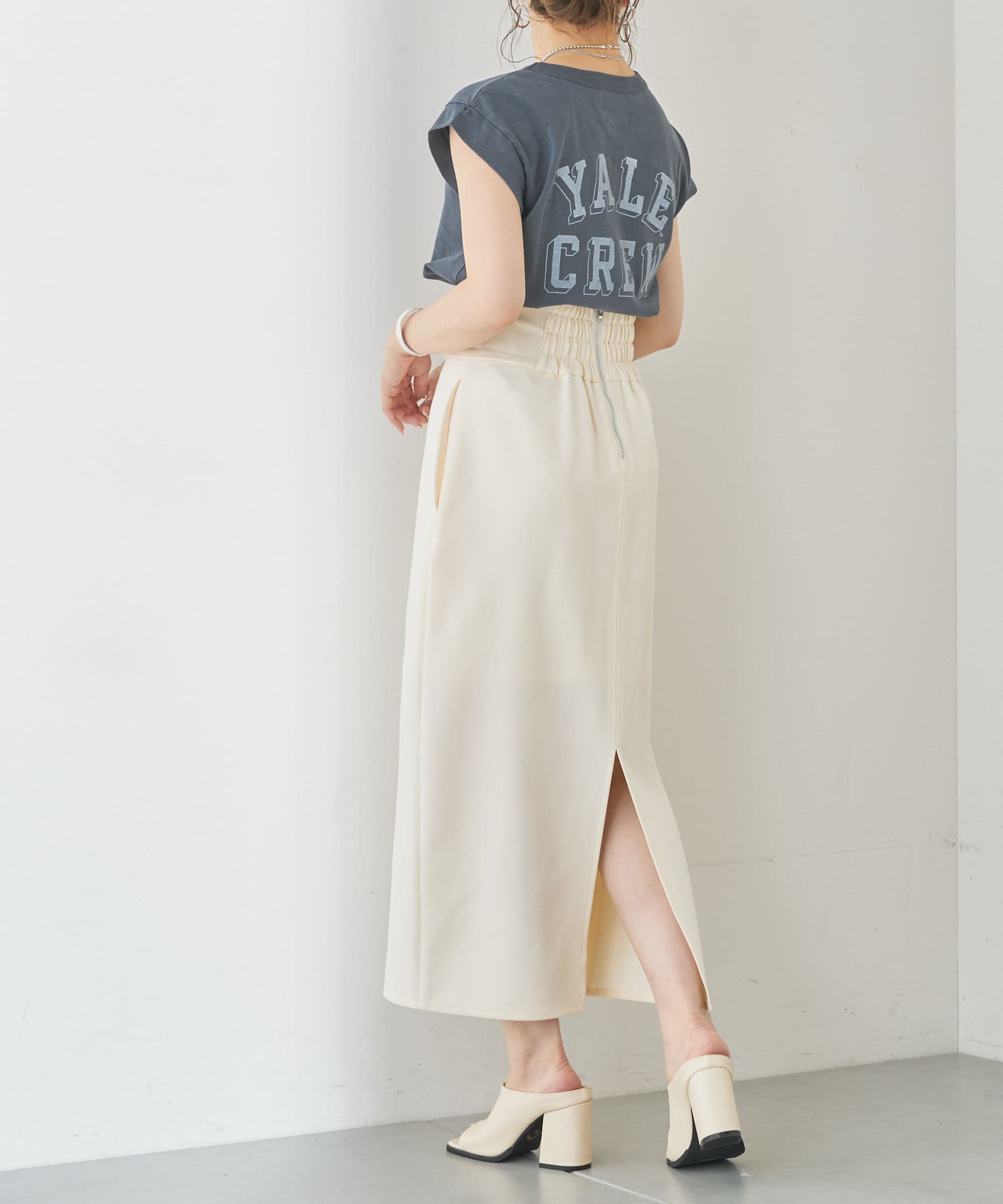 YALEロールアップノースリTシャツ YALEロールアップノースリTシャツ