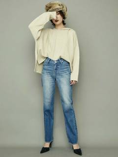 ウエストカーブストレートデニムパンツ