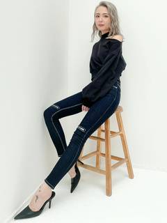 カットデザインraised back TOPS カットデザインraised back TOPS