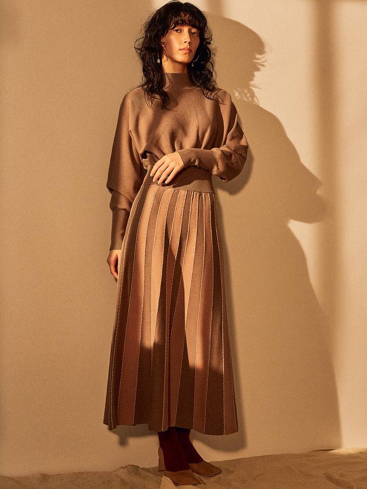 ピンタックデザインニットワンピース ピンタックデザインニットワンピース