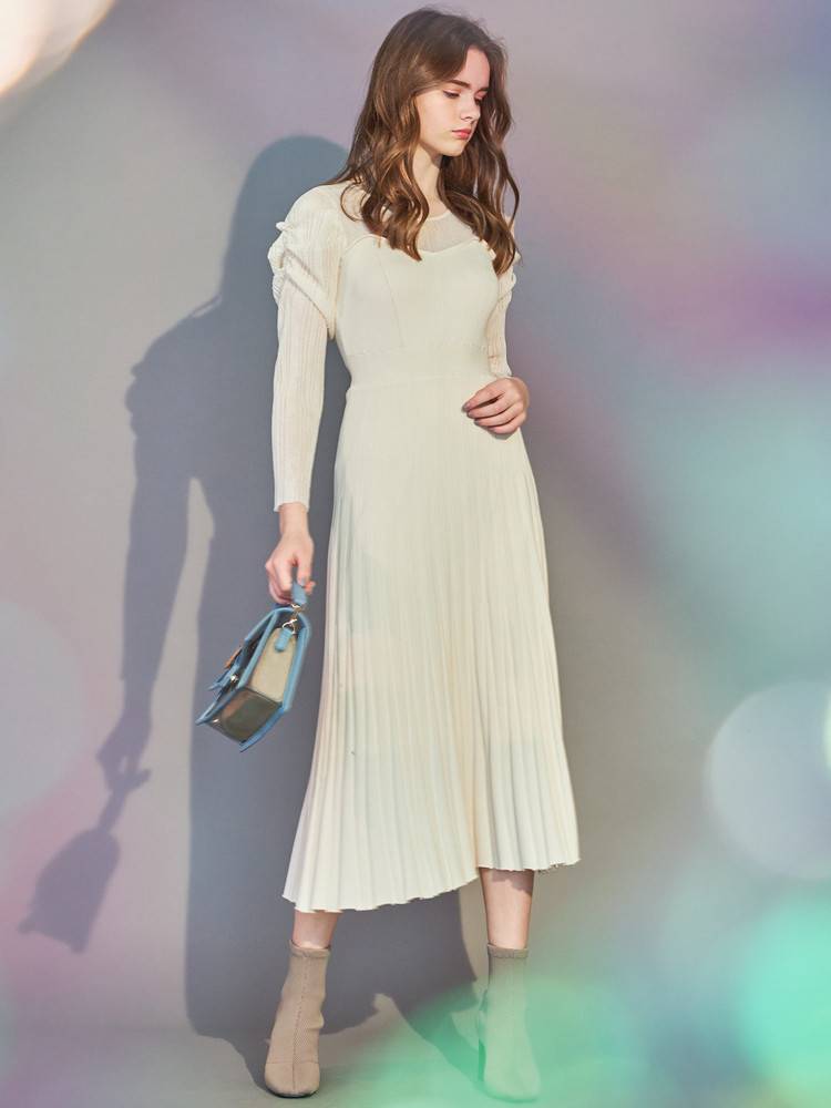 シアープリーツパワショルニットワンピース