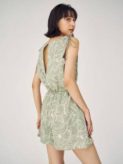 【GENTLE】フラワープリントサテンロンパース