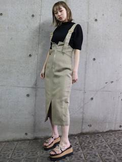 スリムハーフスリーブニット スリムハーフスリーブニット