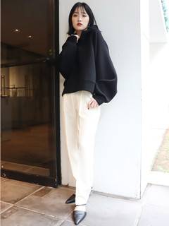 カラータックパンツ