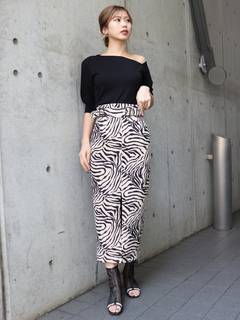アシメネックハーフスリーブニット アシメネックハーフスリーブニット