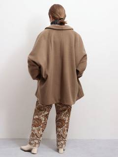 ミドル丈デザインコート