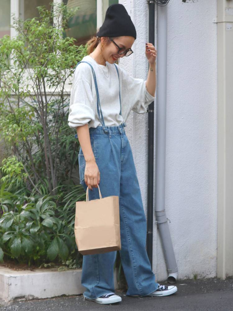 ショルダーストラップカットオフデニム
