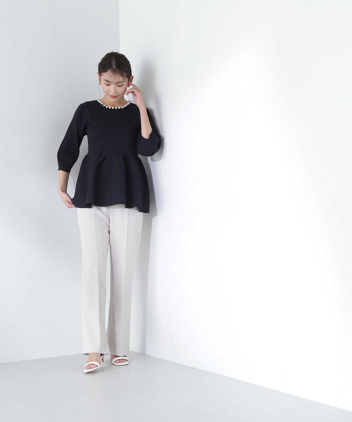 【美人百花4月号掲載】パールネックペプラムニット