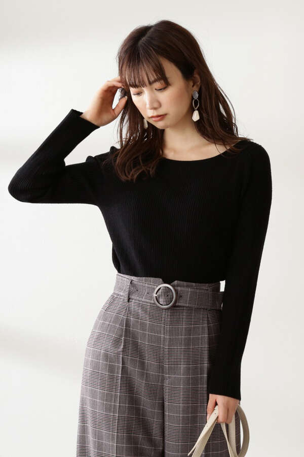 バックレースアップリブニット