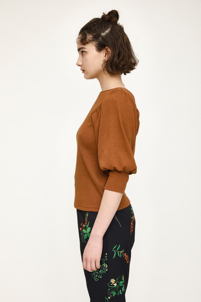 BACK SQUARE GATHER SLEEVE トップス BACK SQUARE GATHER SLEEVE トップス