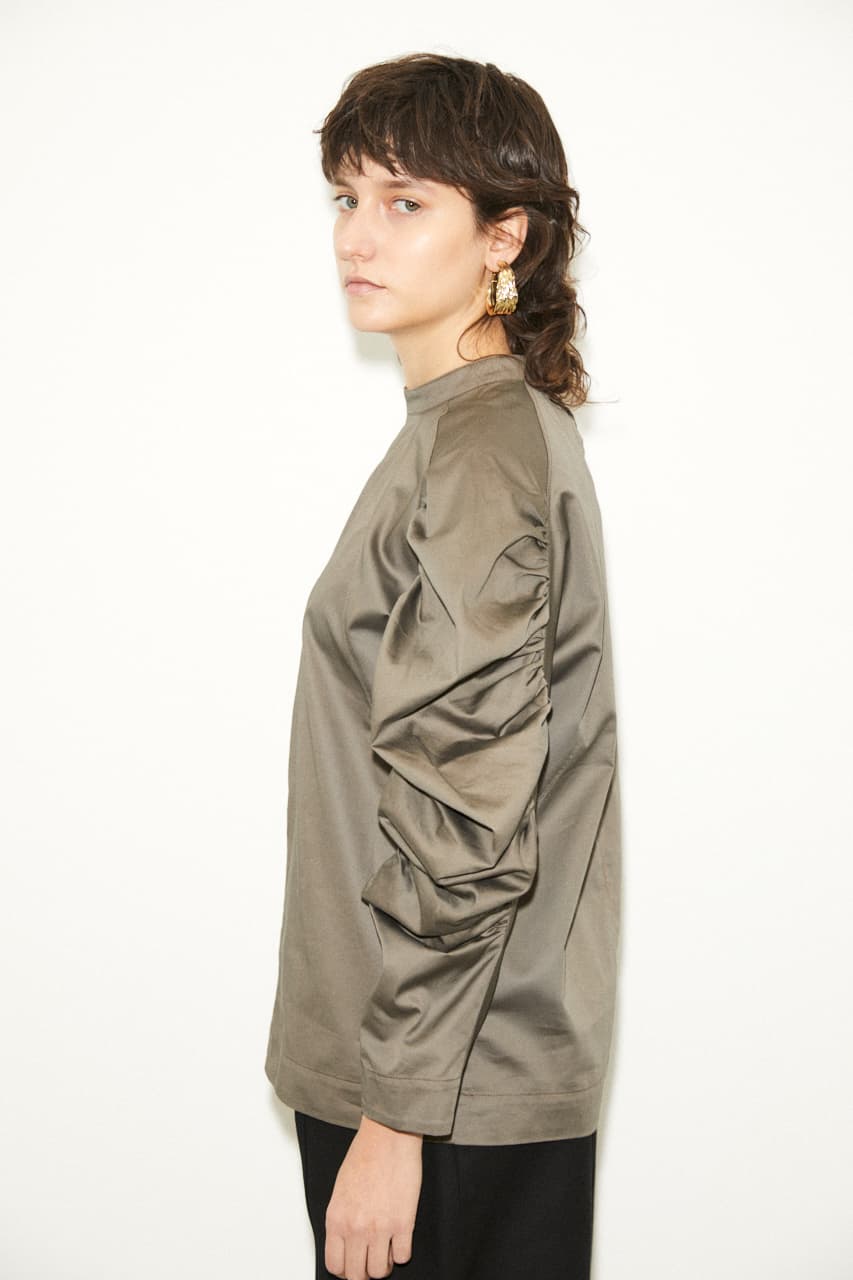 【THROW】TUCK SLEEVE SILKY ブラウス