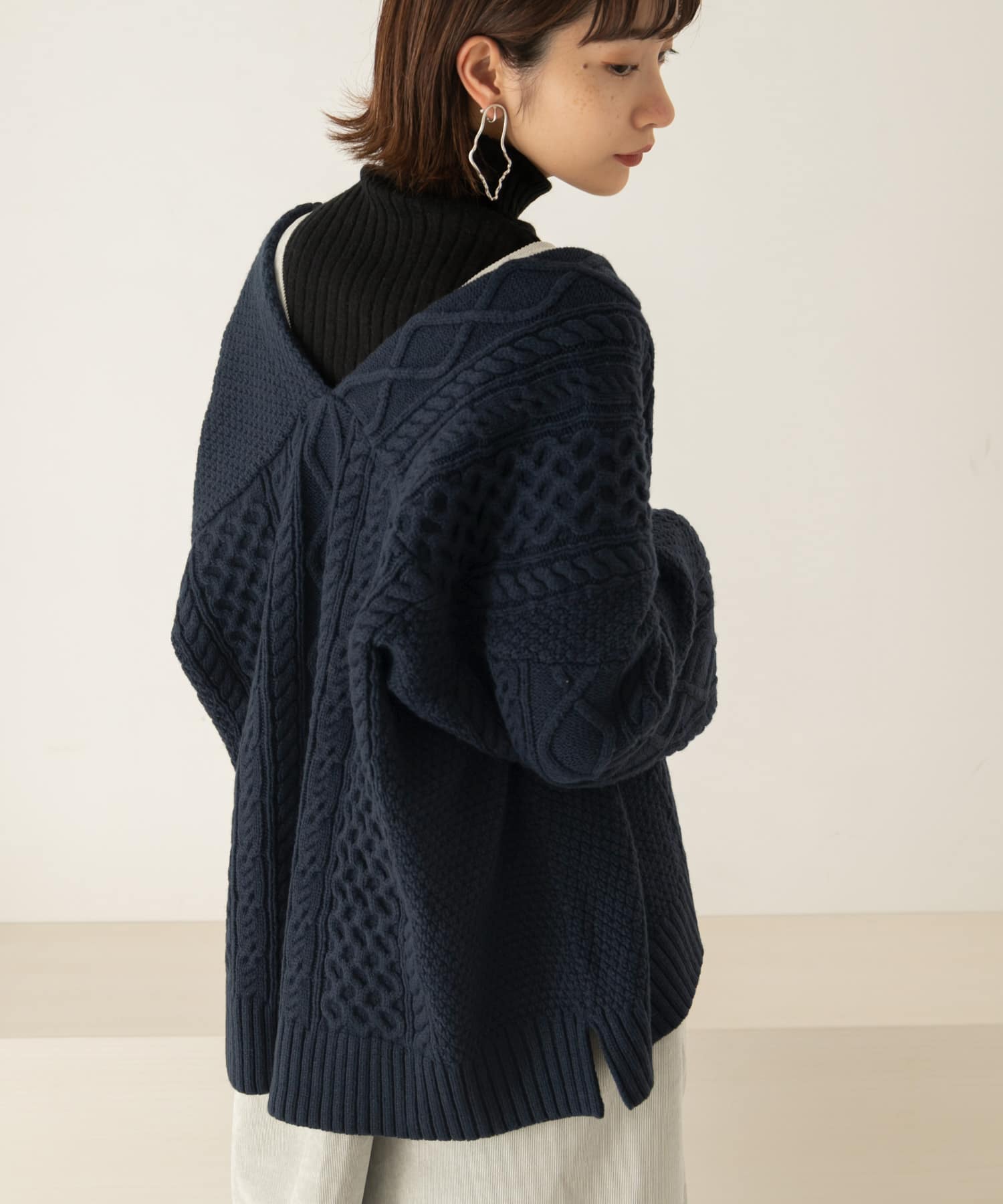 アラン柄アシメベルトカーディガン