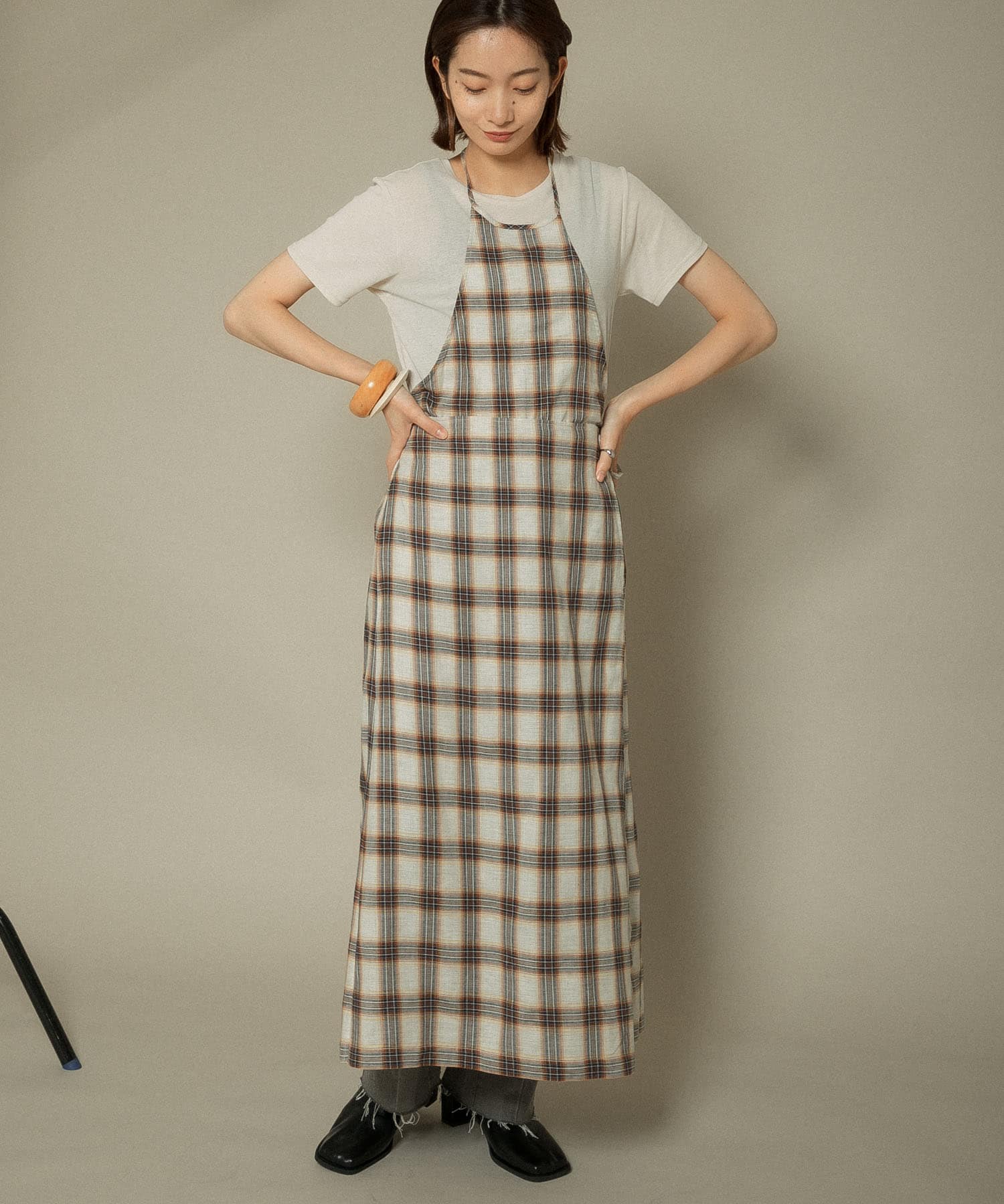コンパクトベーシックTシャツ