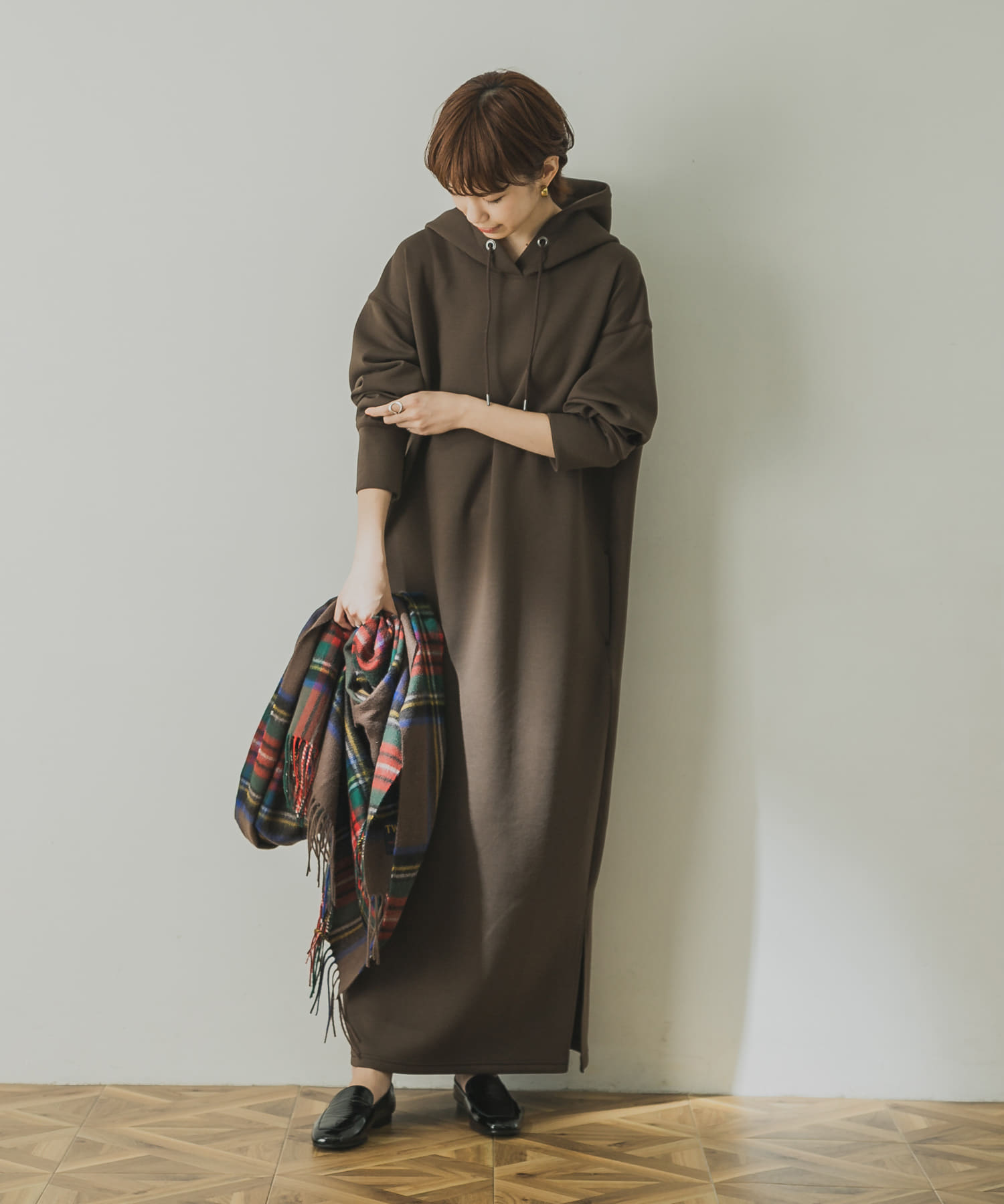 【WEB限定】ダンボールパーカーワンピース-1