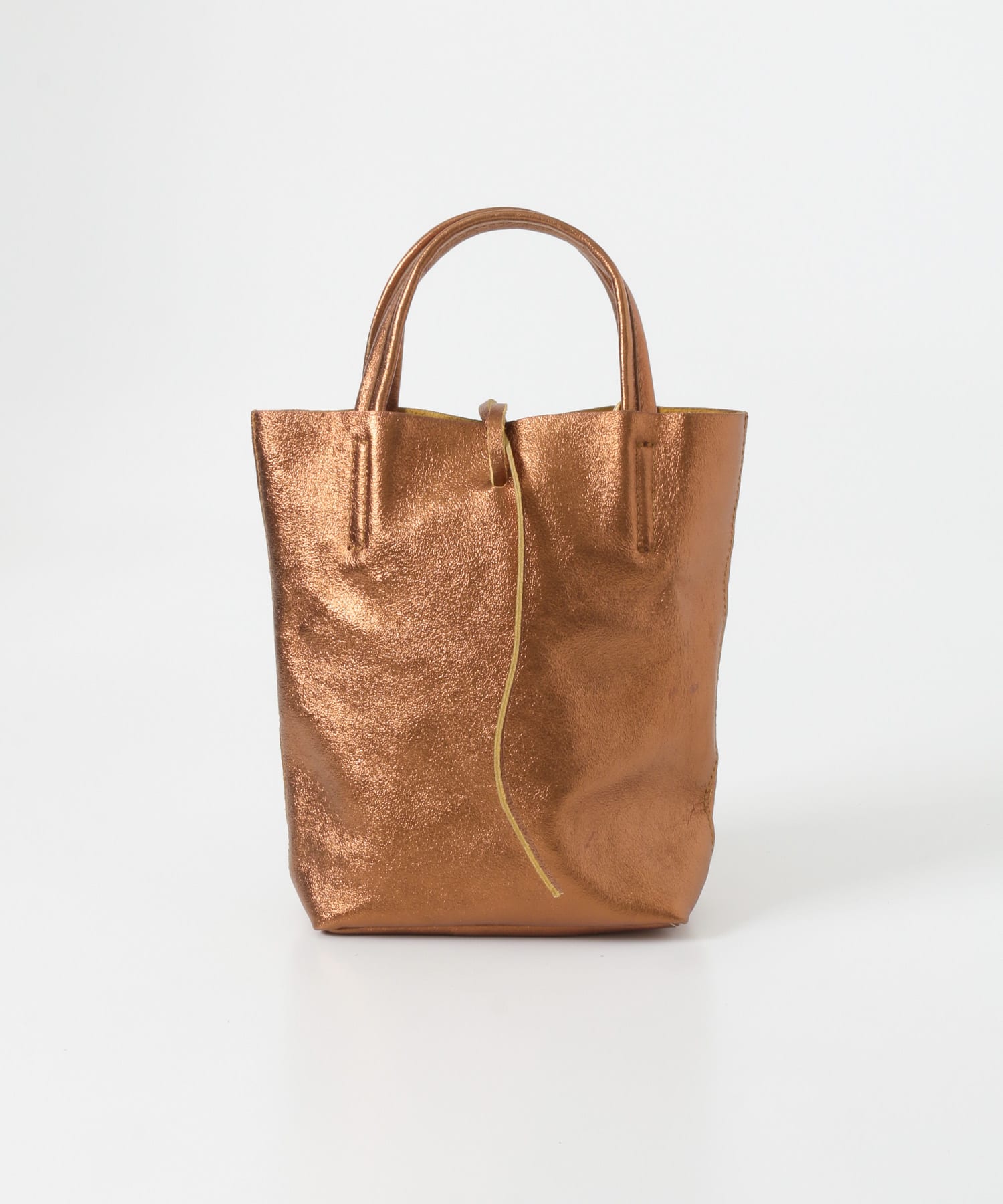 AULENTTI LEATHER M TOTE AULENTTI LEATHER M TOTE