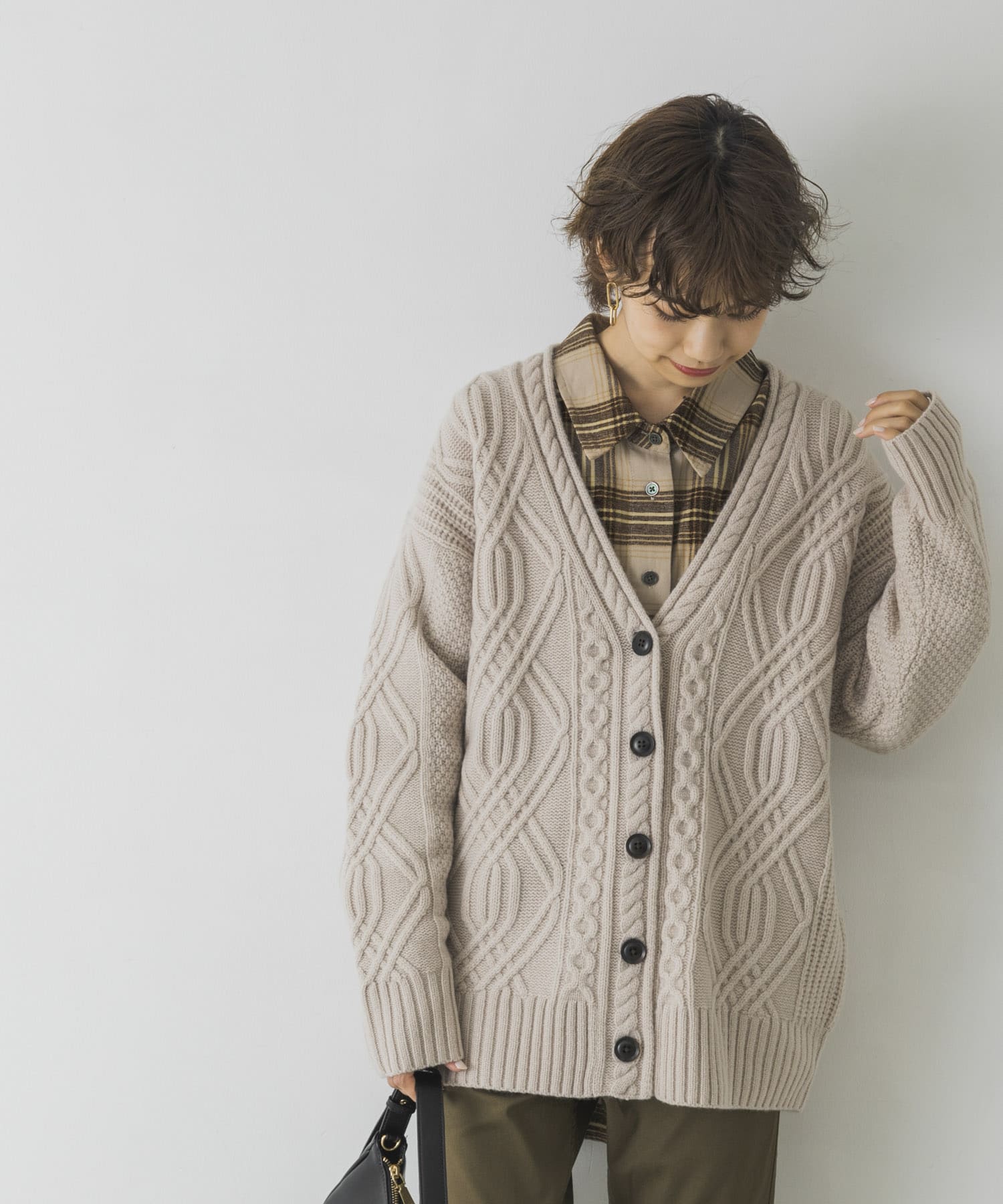 AIR WOOL ケーブルカーディガン AIR WOOL ケーブルカーディガン