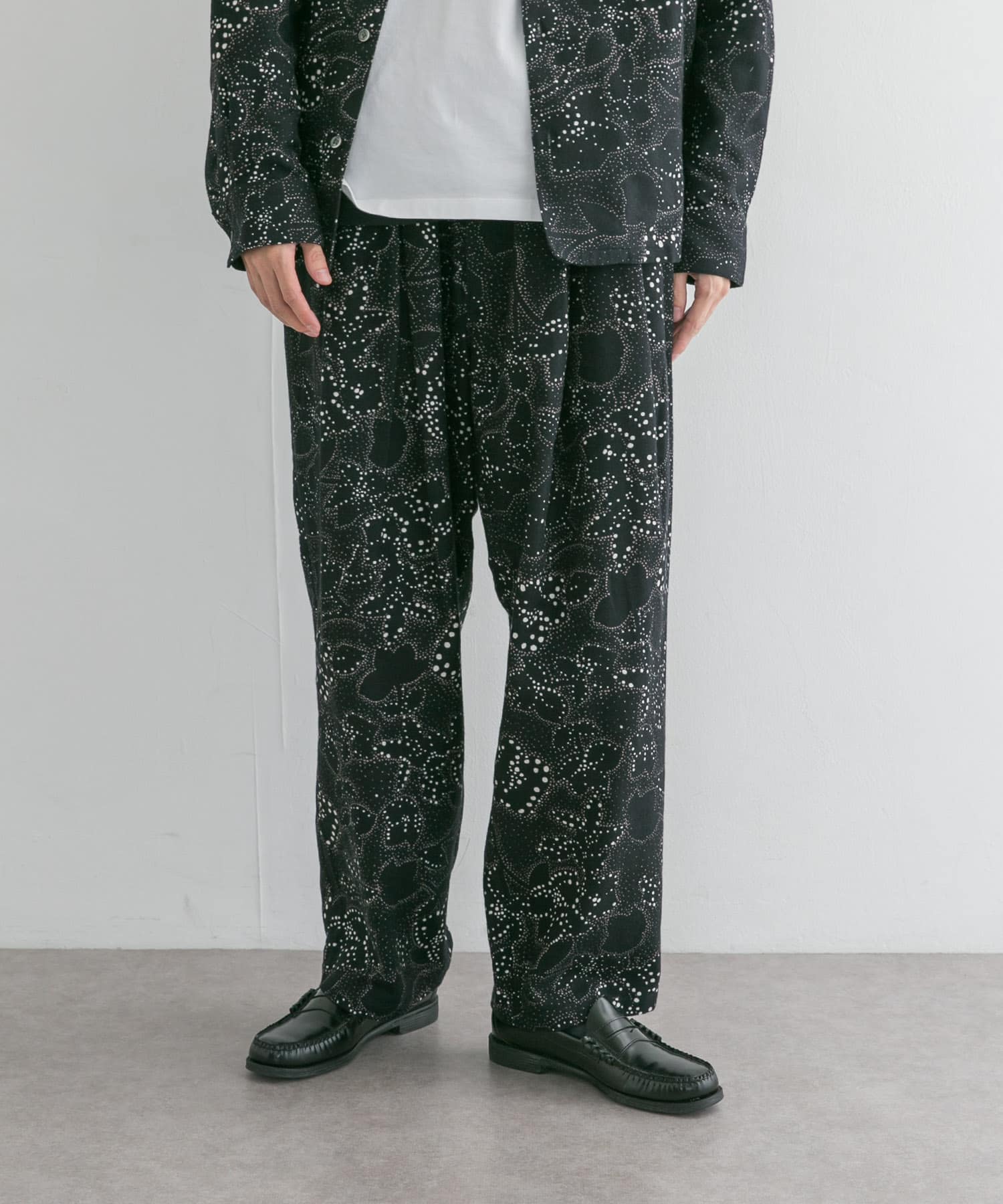 7X7　TUCK PANTS