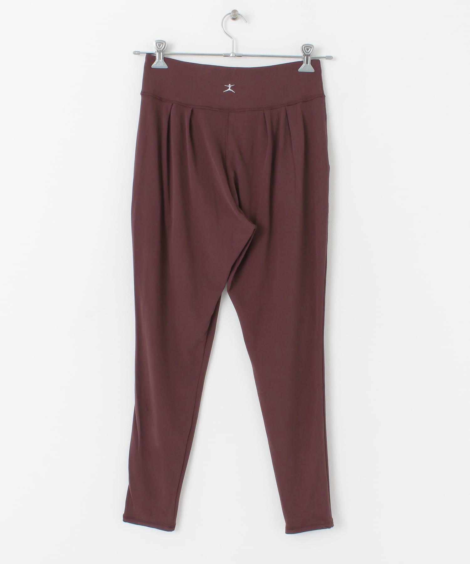 DANSKIN　ALLONGE SLIM ANCLE PANTS