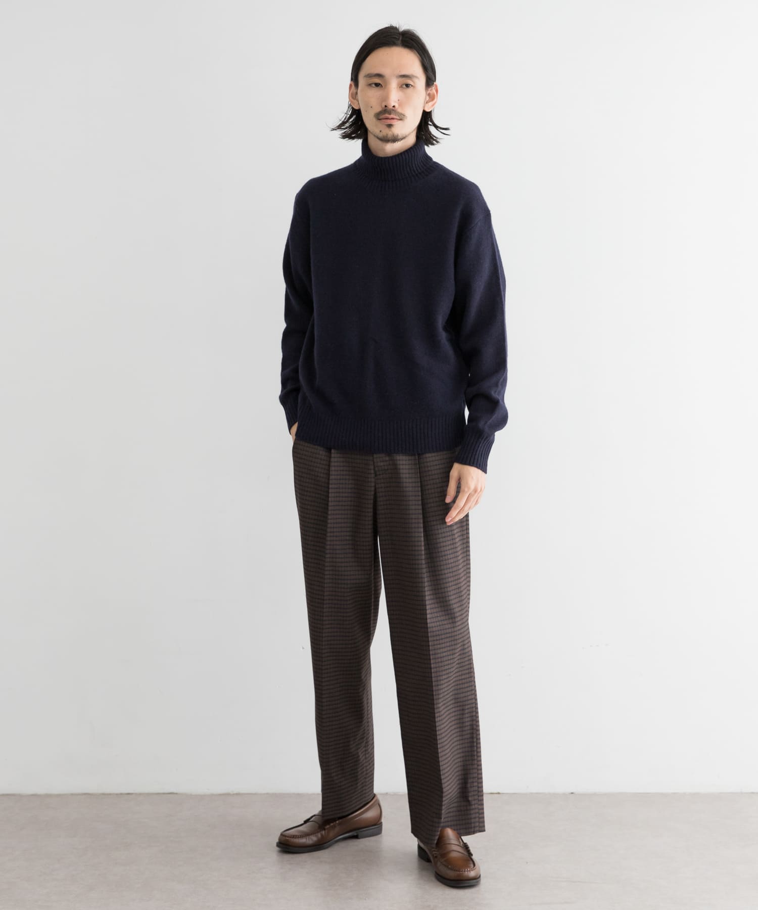 ヤクウールタートルネックニット ヤクウールタートルネックニット