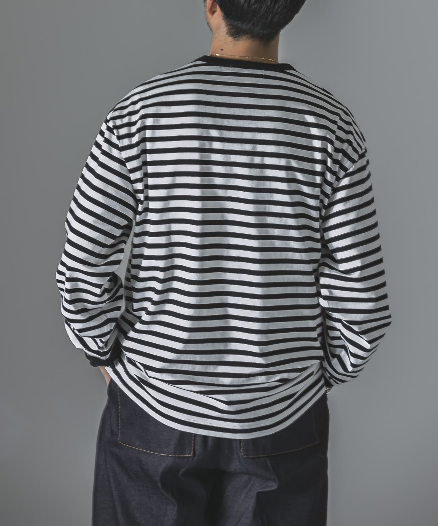 ナローボーダーロングスリーブTシャツ