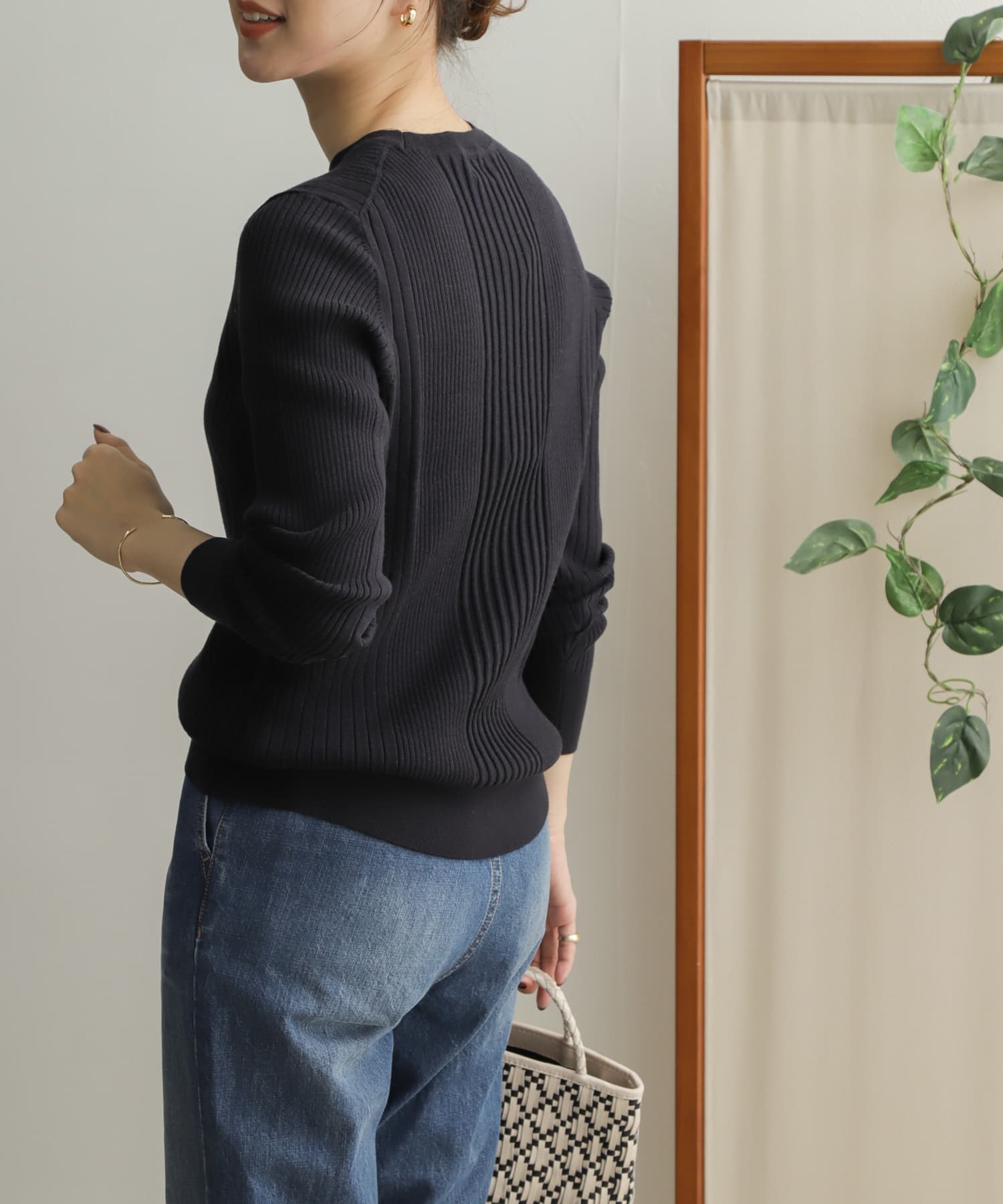 ランダムリブクルーネックニット ランダムリブクルーネックニット