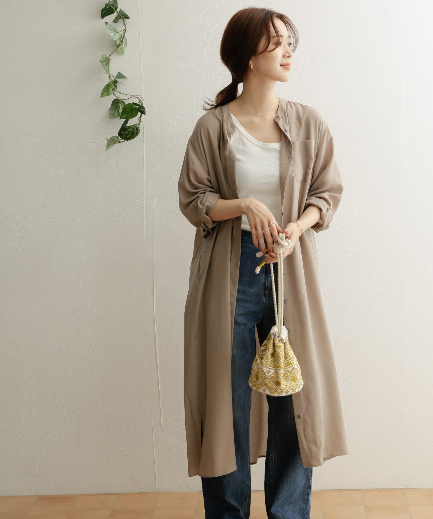 スタンドカラーロングシャツワンピース