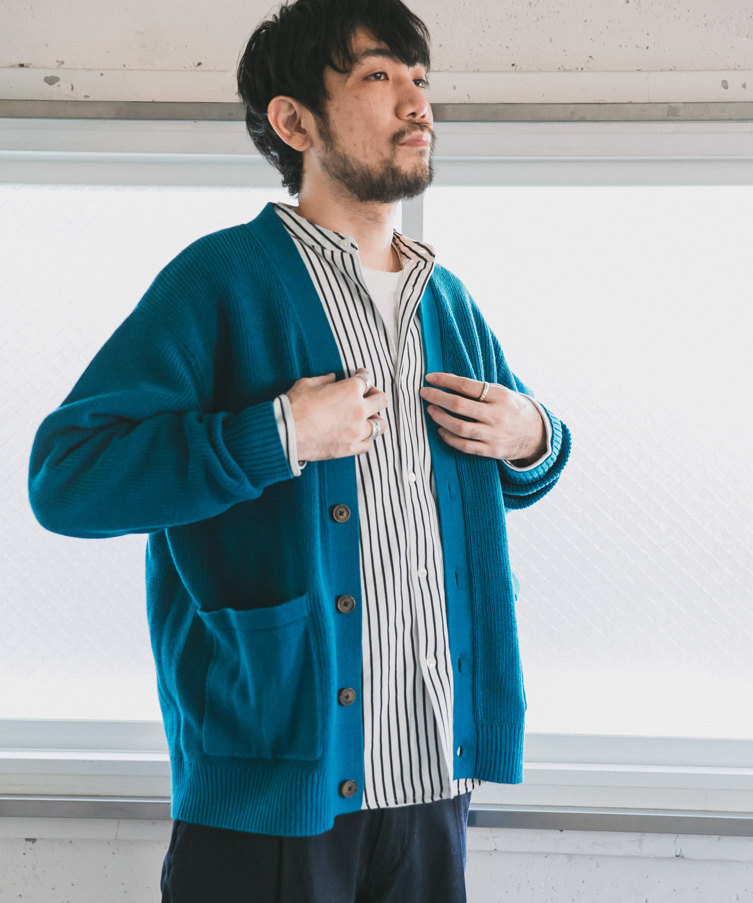 ハードニットカーディガン