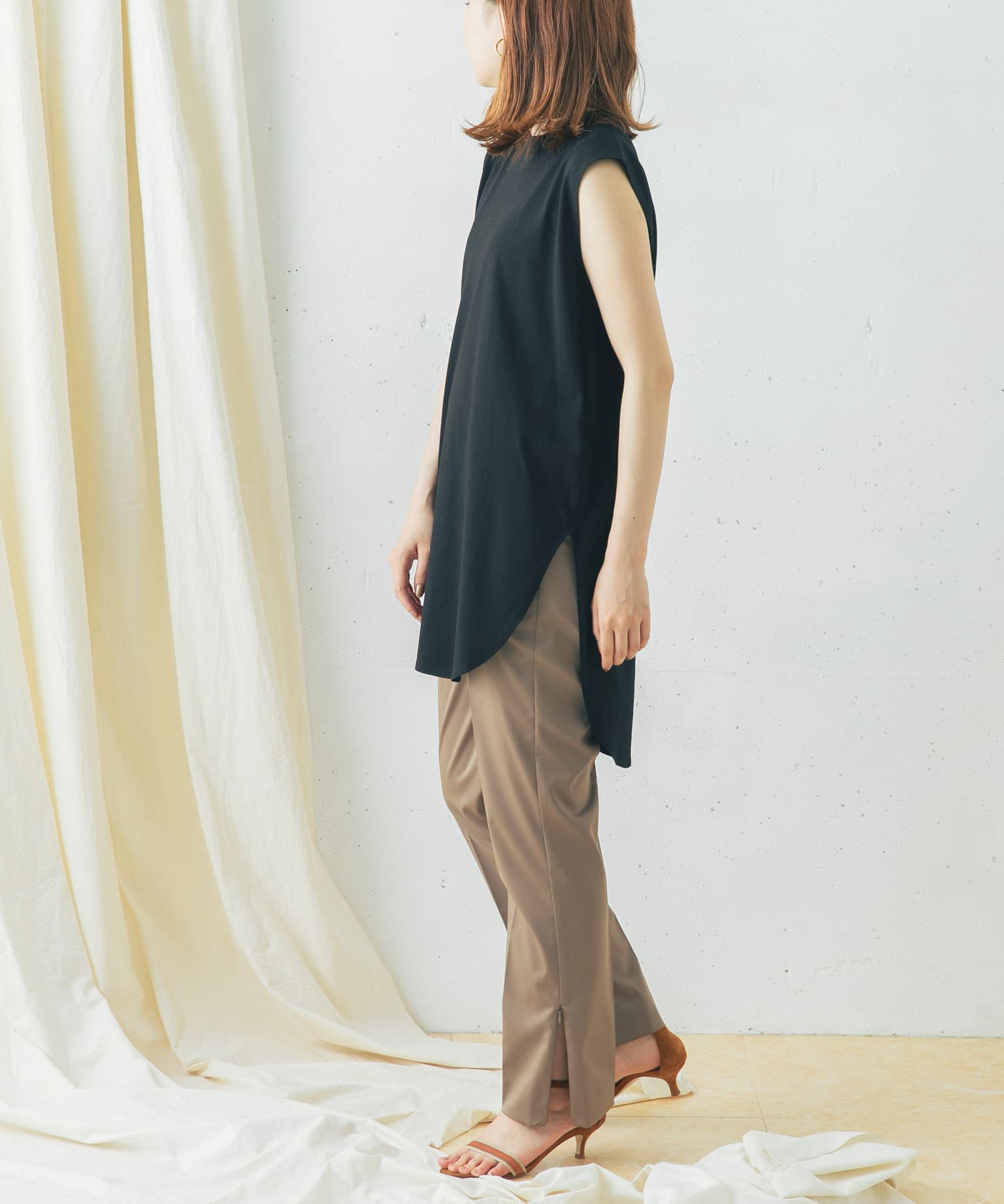 ATON　ROUND HEM TANK TOP
