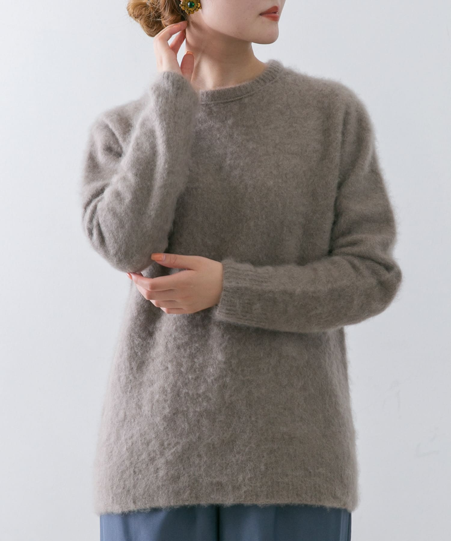 ATON FUR CASHMERE C/N SWEATER ATON FUR CASHMERE C/N SWEATER