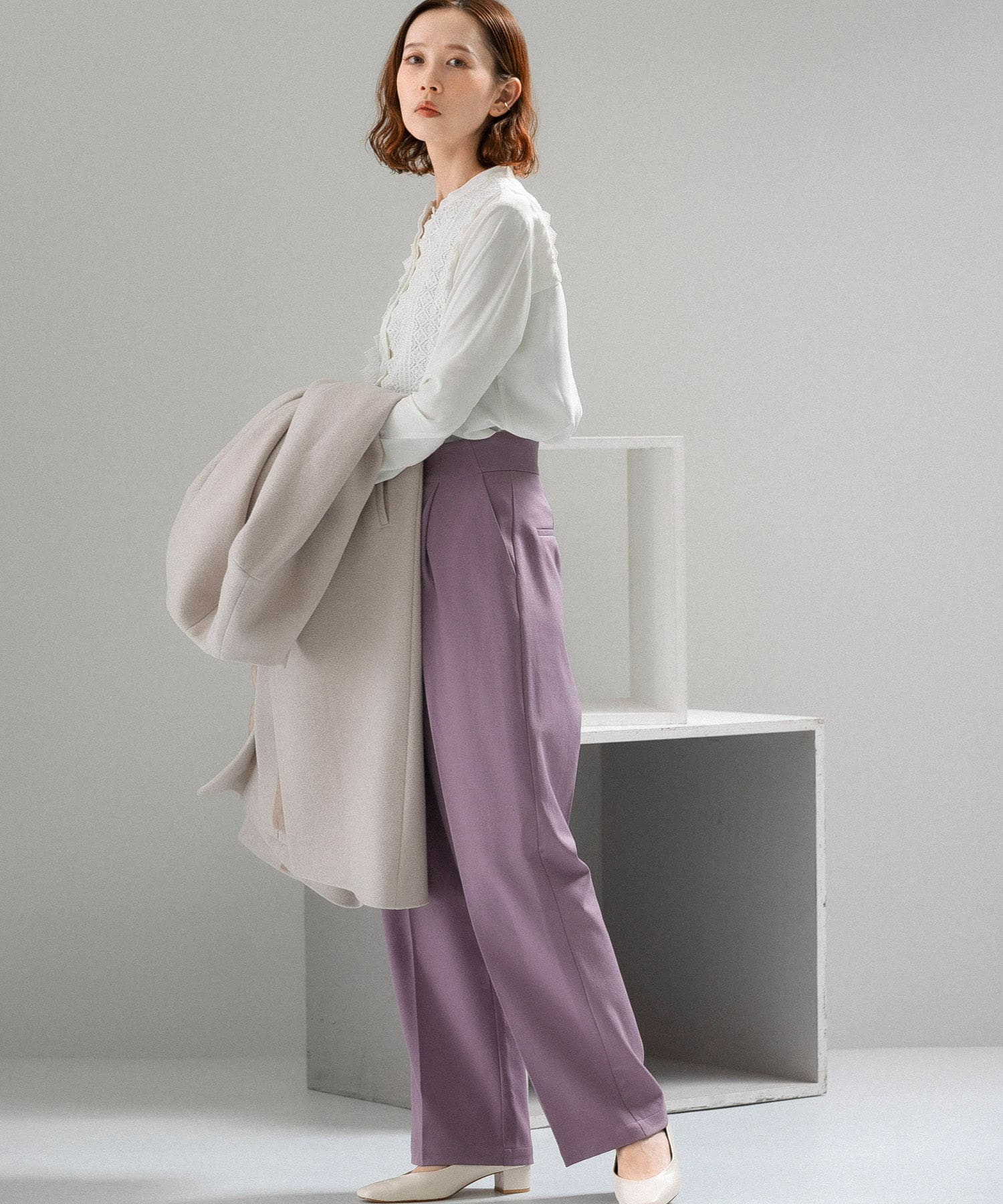 ハイウエストタックトラウザー