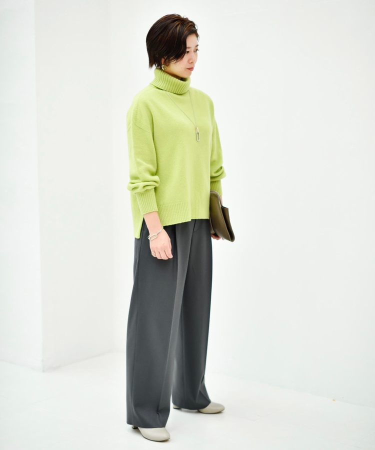 「L」ウールカシミヤタートルニット